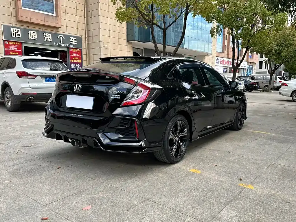 Honda Civic — фото 4