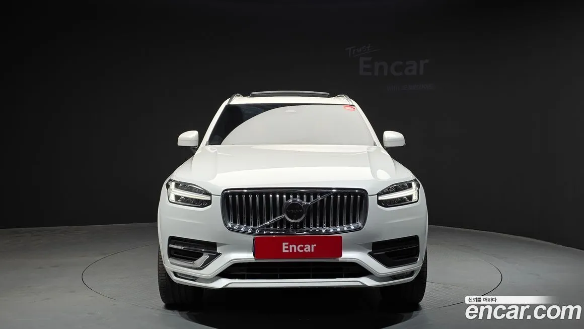 Volvo XC90 2023 из KR, фото 2