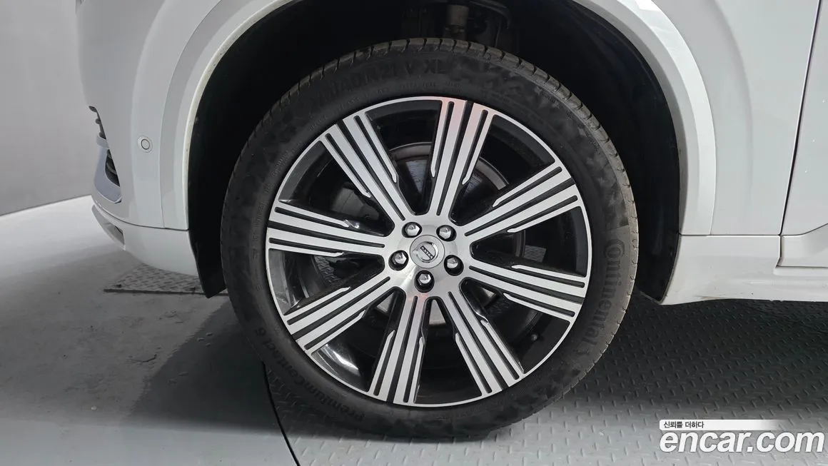 Volvo XC90 2023 из KR, фото 7