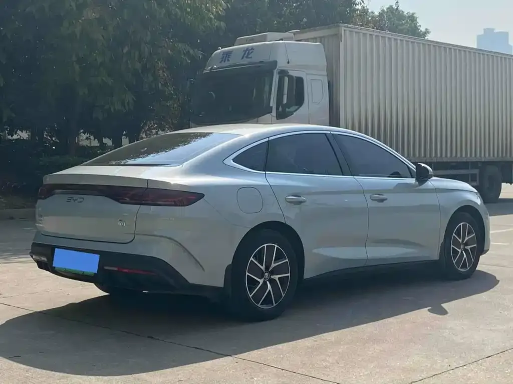 BYD Qin L 2024 из CN, фото 2