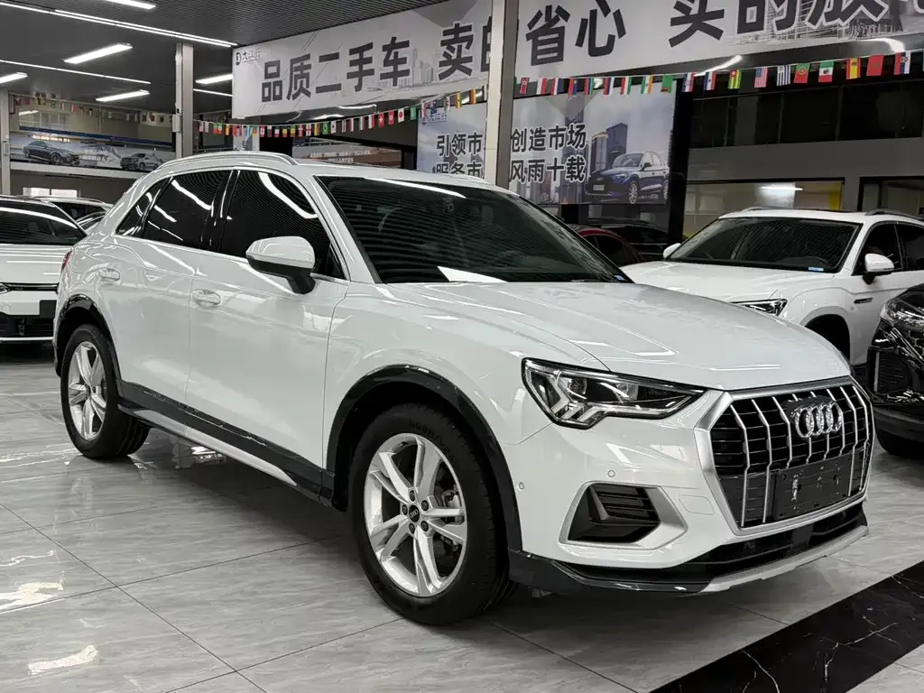 Audi Q3 — фото 9
