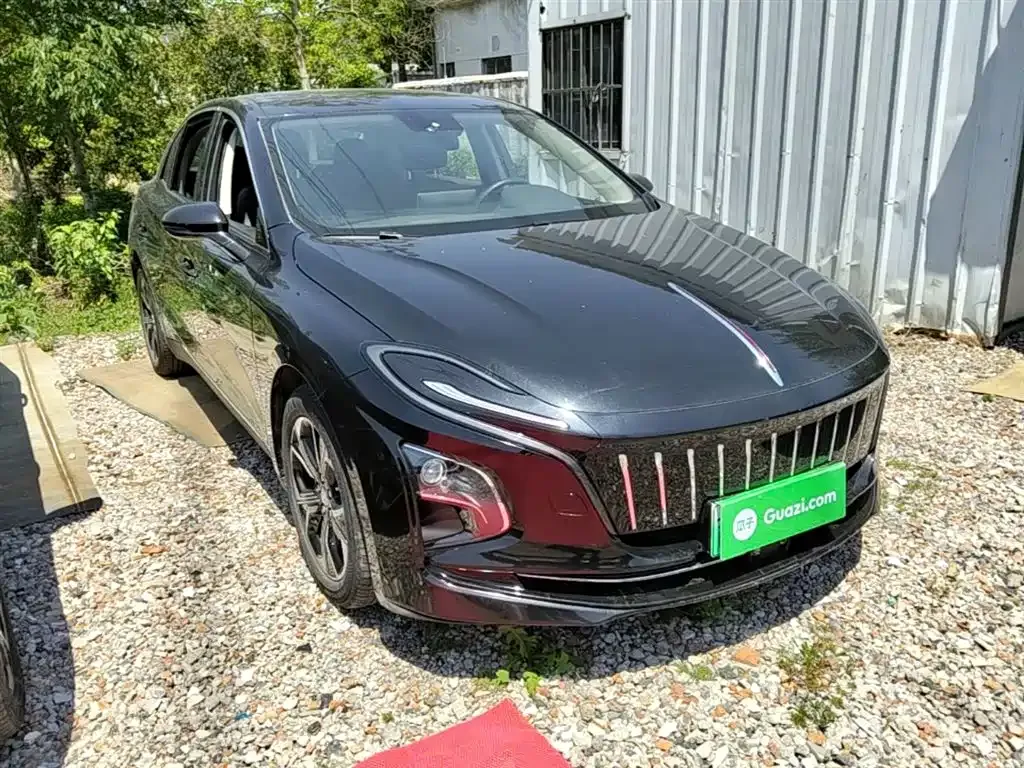 Hongqi E-QM5 — фото 7