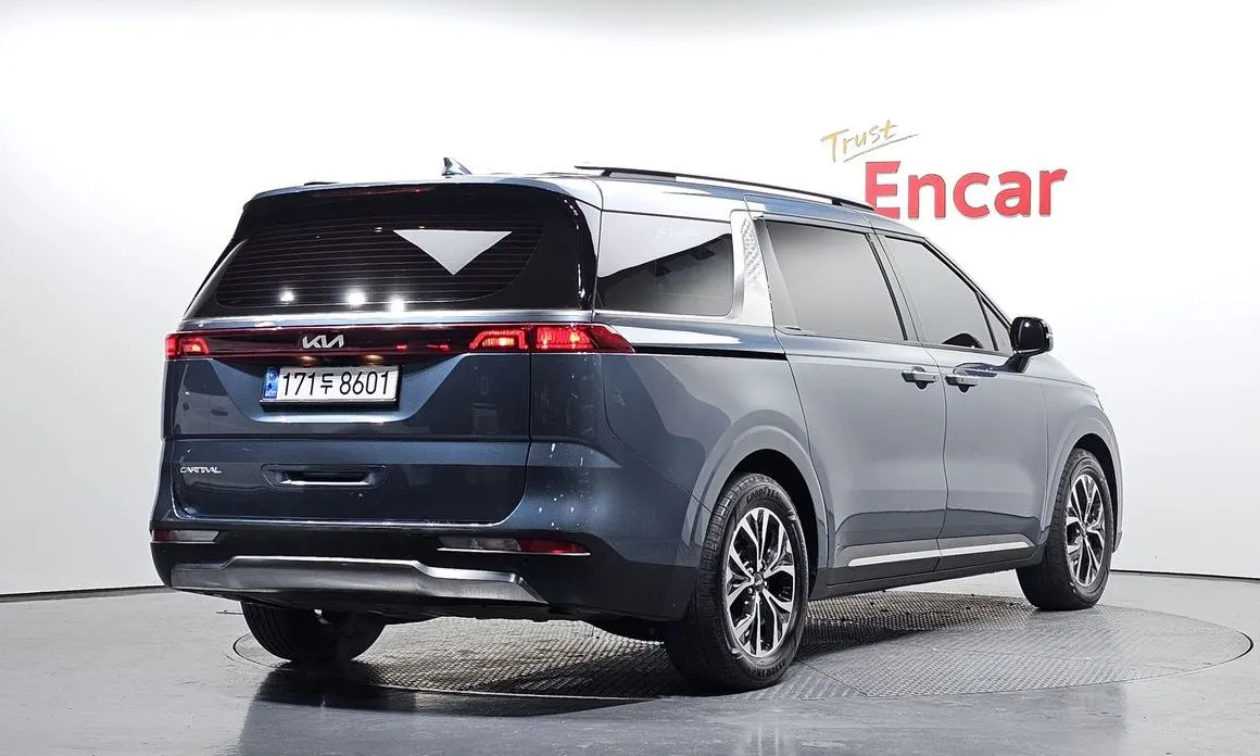 Kia Carnival 2023 из KR, фото 7