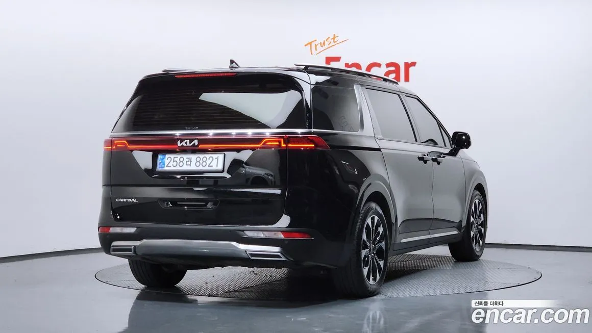 Kia Carnival 2023 из KR, фото 2