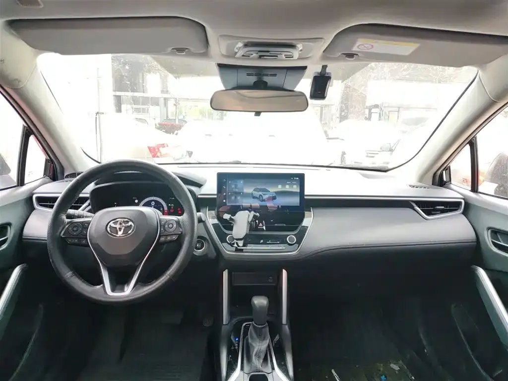 Toyota Frontlander 2023 из CN, фото 5