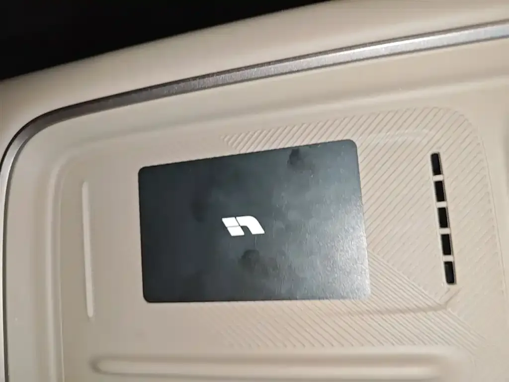 Li Auto i6 — фото 2