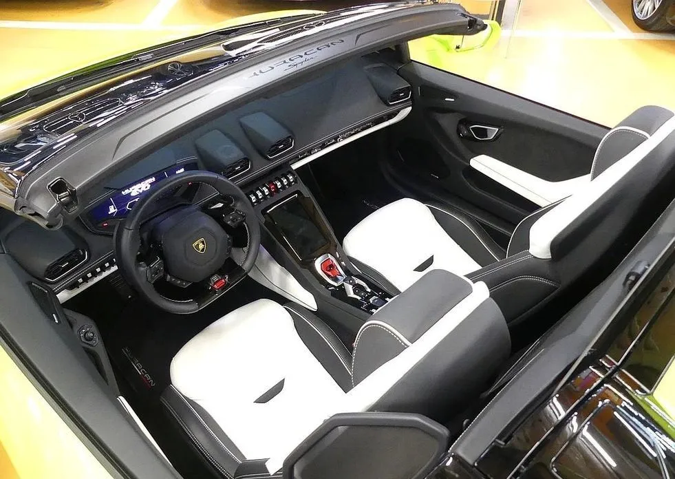 Lamborghini Huracan 2022 из KR, фото 9
