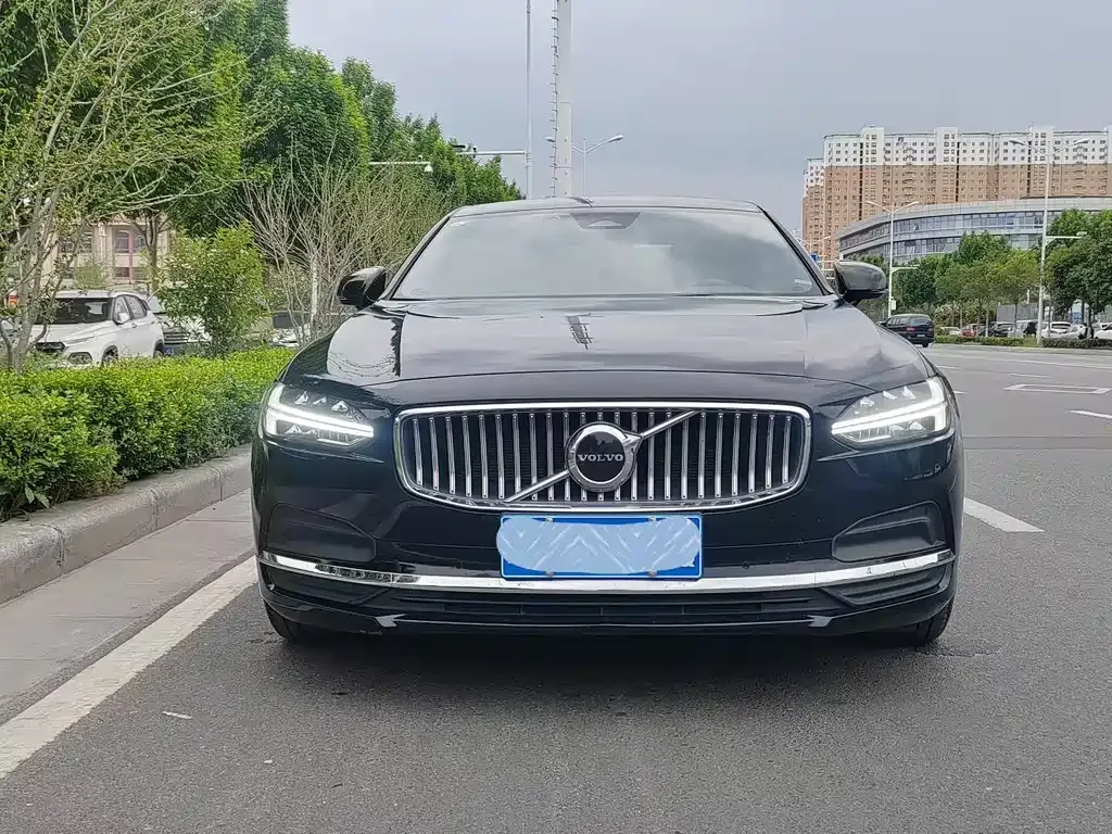 Volvo S90 — фото 9