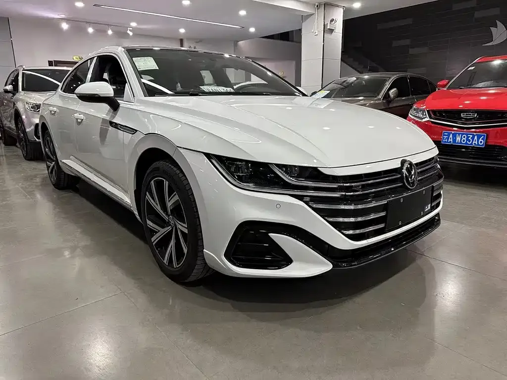 Volkswagen CC — фото 10