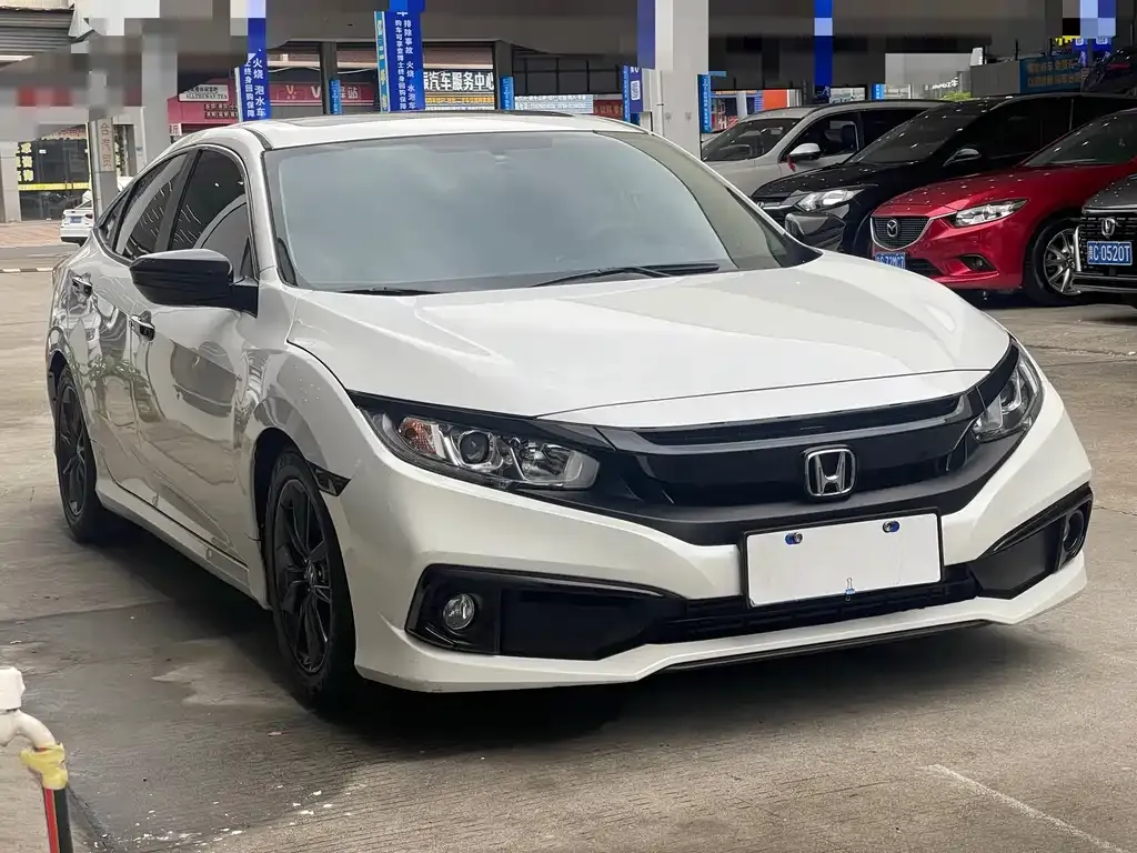Honda Civic — фото 7