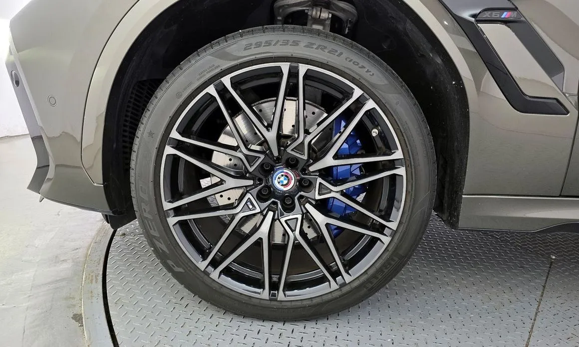 BMW X6M 2023 из KR, фото 5