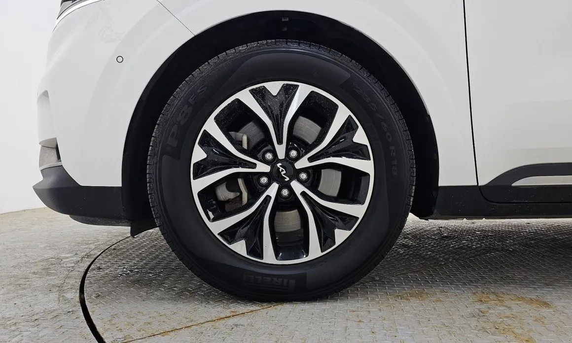 Kia Carnival 2023 из KR, фото 2