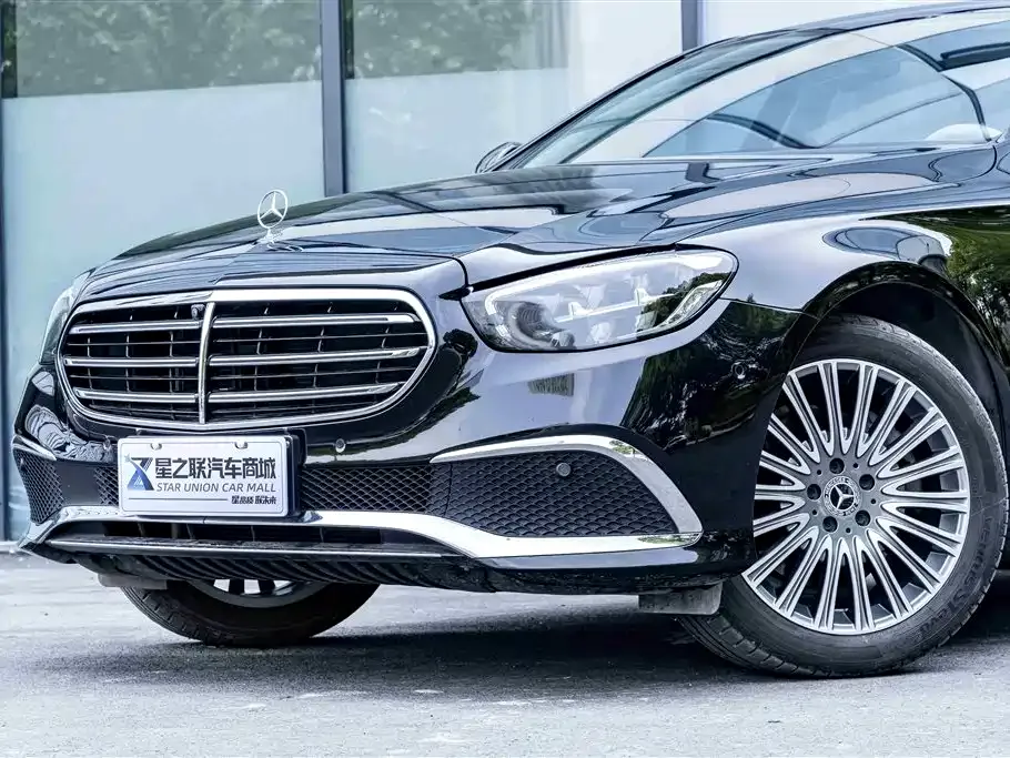 Mercedes-Benz E-Class — фото 5