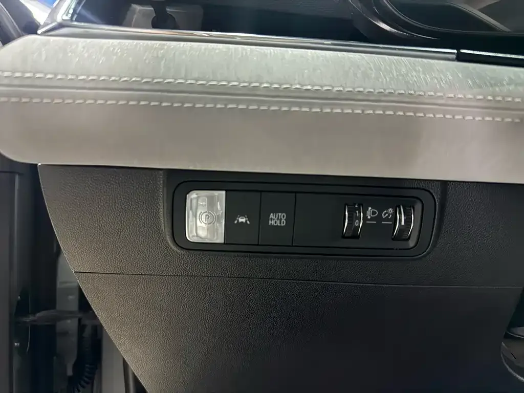 Buick E5 2023 из CN, фото 2