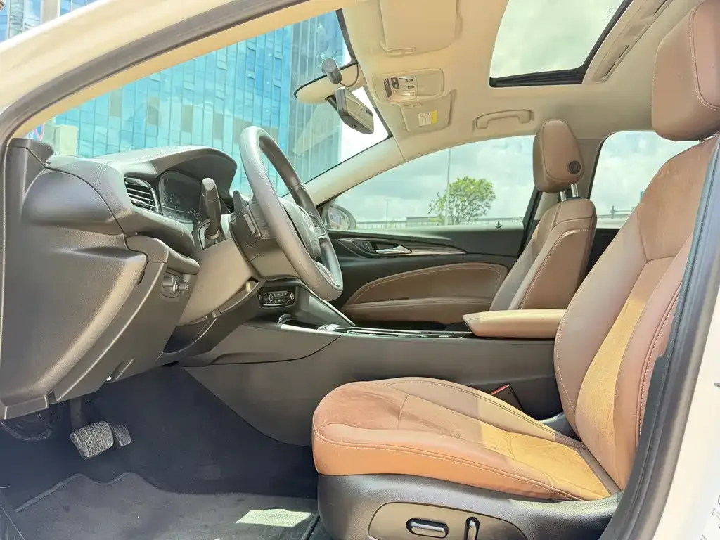 Buick Regal 2023 из CN, фото 3