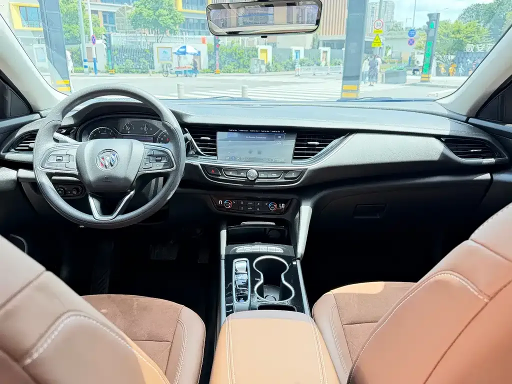 Buick Regal 2023 из CN, фото 2