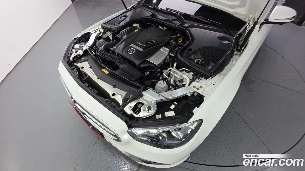 Mercedes-Benz E-Class 2021 из KR, фото 8