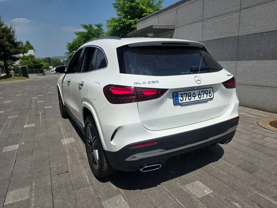 Mercedes-Benz GLA-Class — фото 10