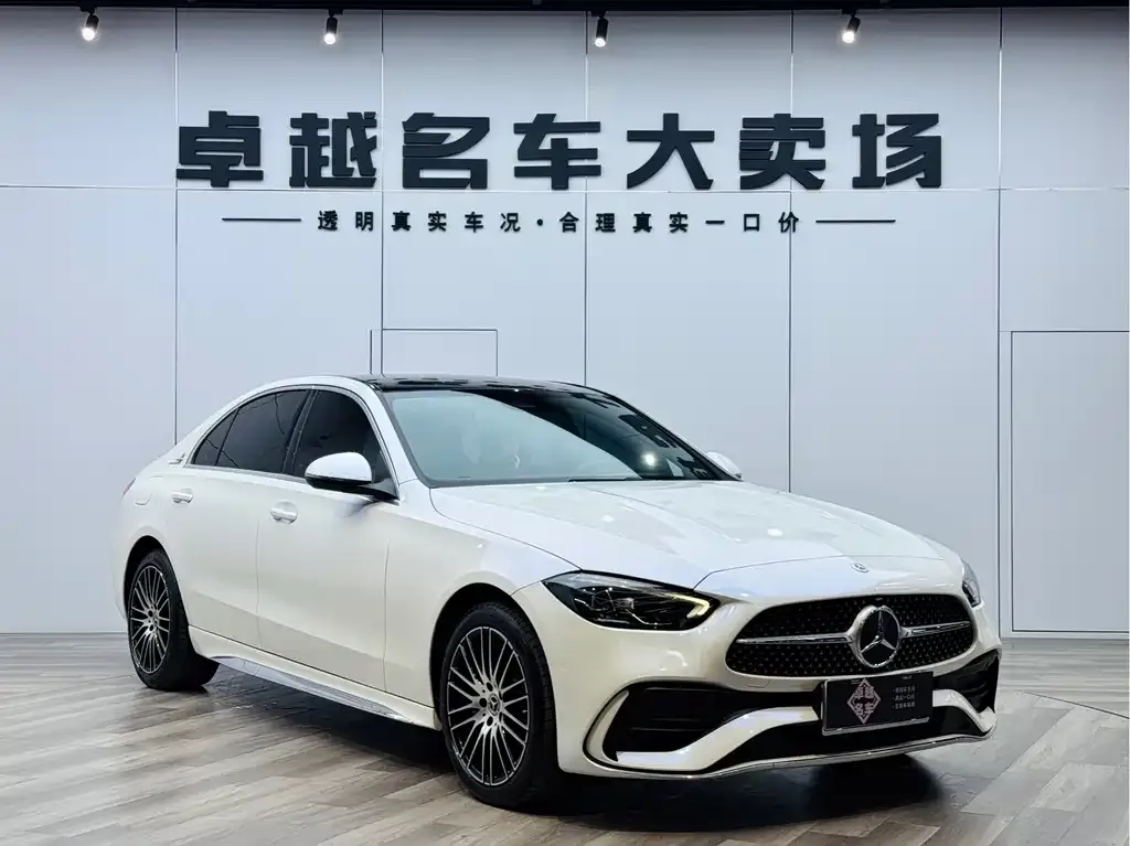 Mercedes-Benz C-Class — фото 1
