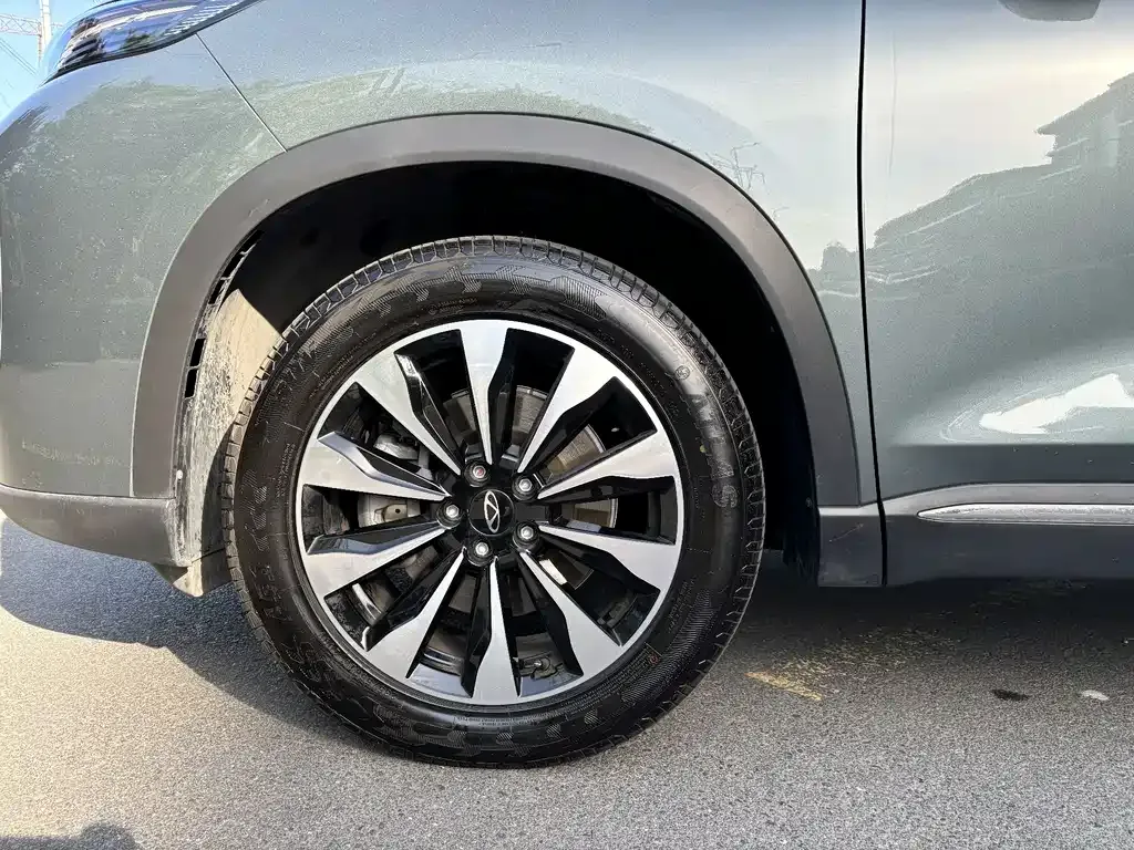 Chery Tiggo 8 PLUS — фото 7