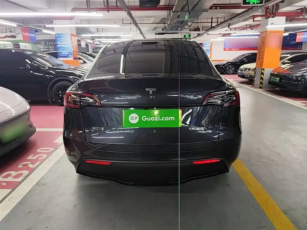 Tesla Model Y 2024 из CN, фото 2