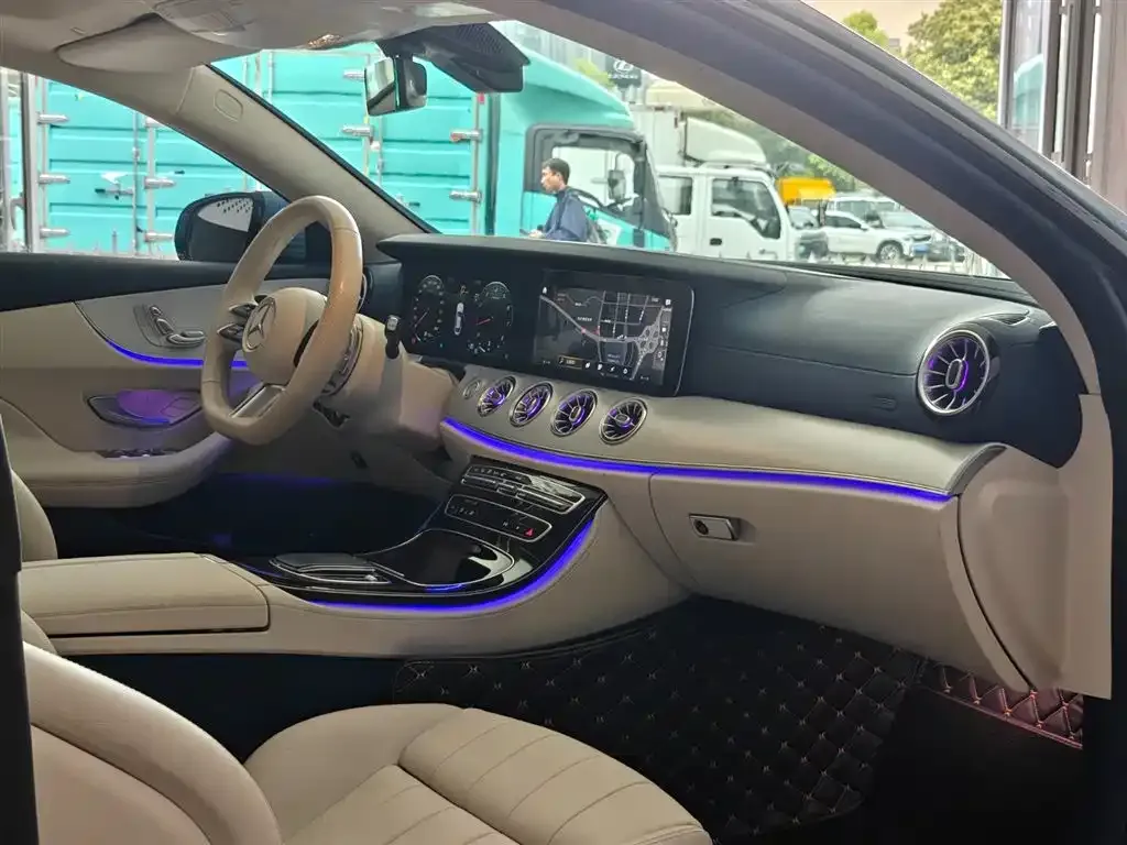Mercedes-Benz E-Class (Import) 2023 из CN, фото 10