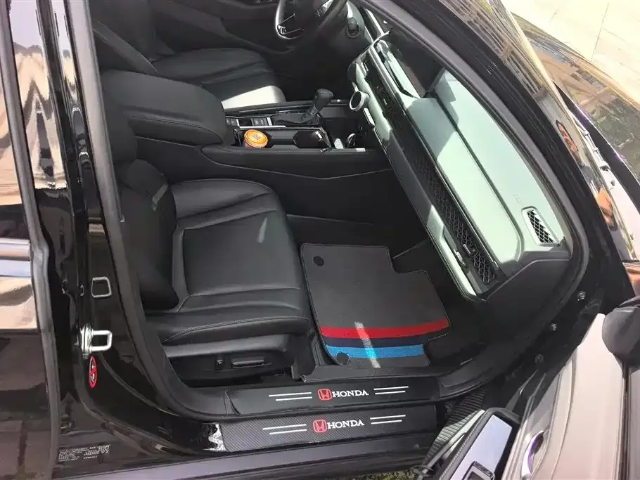 Honda Accord — фото 4