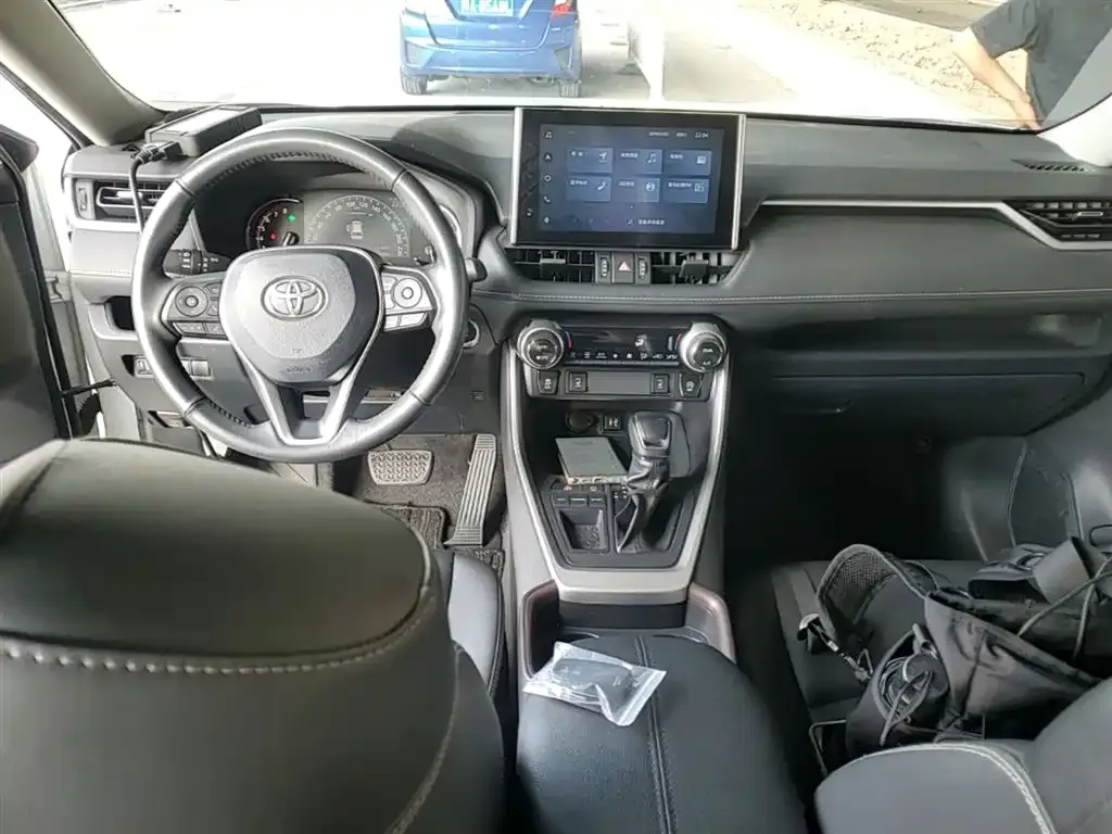 Toyota RAV4 2022 из CN, фото 8