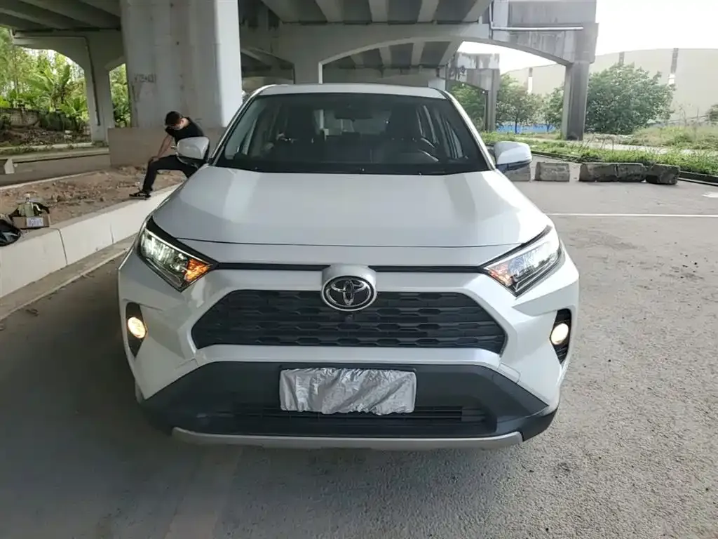 Toyota RAV4 2022 из CN, фото 7