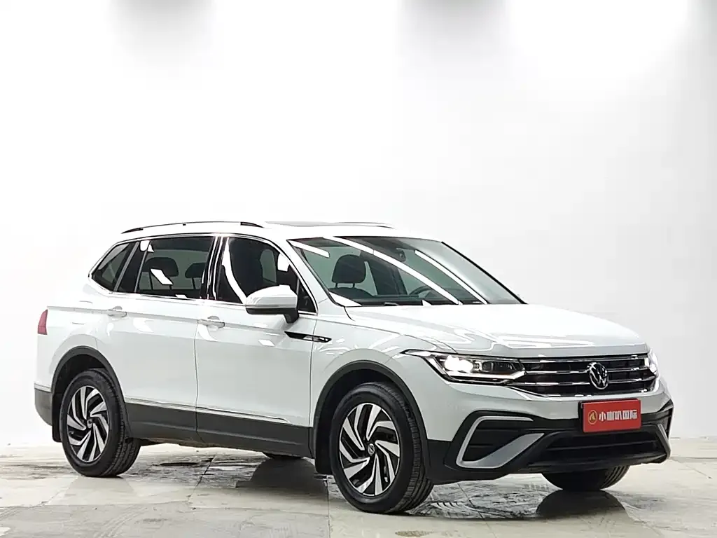 Volkswagen Tiguan L 2022 из CN, фото 3