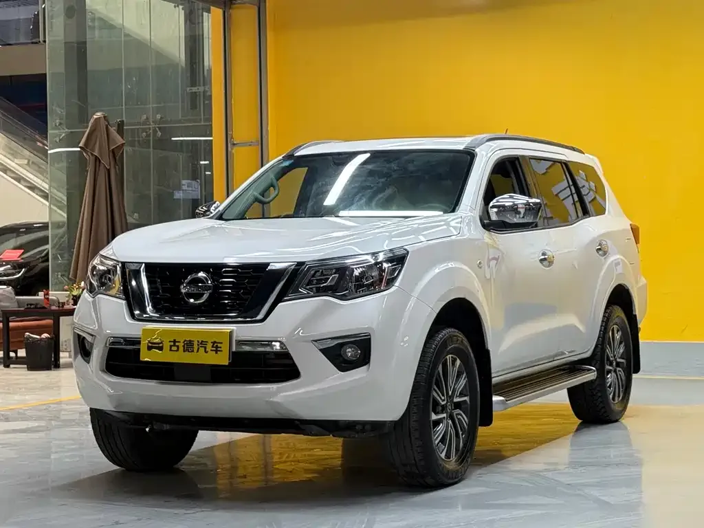 Nissan Terra