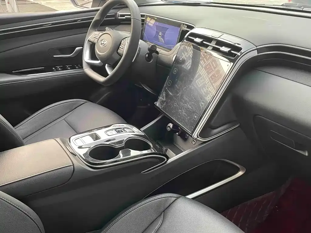 Hyundai Tucson — фото 9