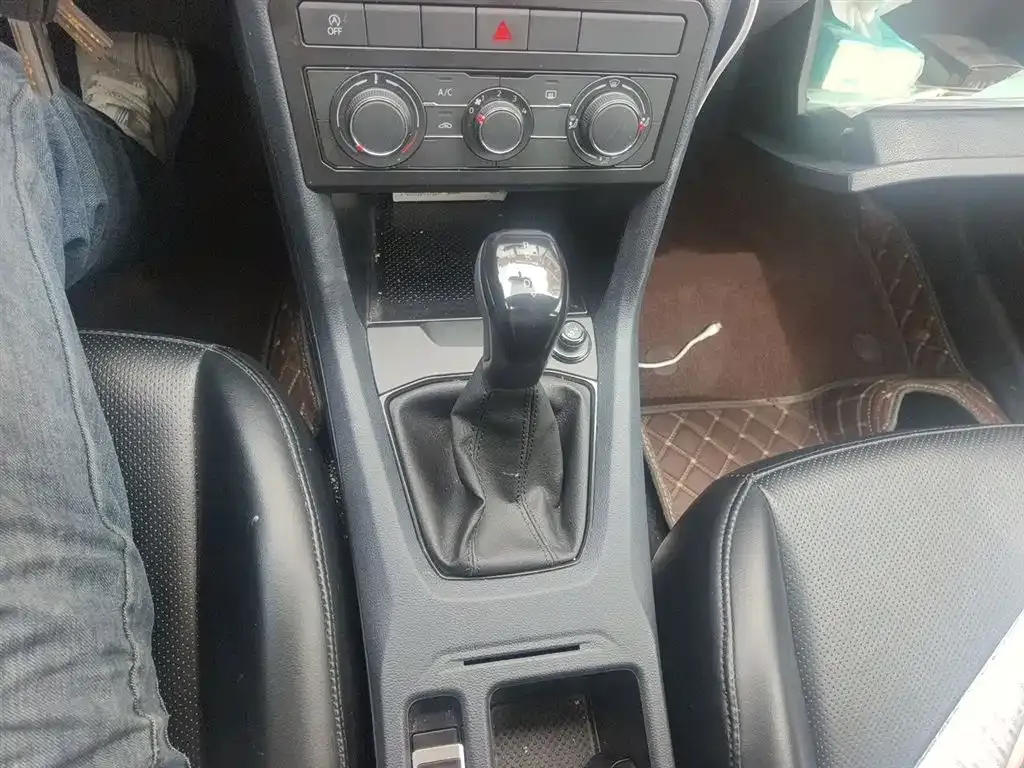 Volkswagen Tharu 2025 из CN, фото 10
