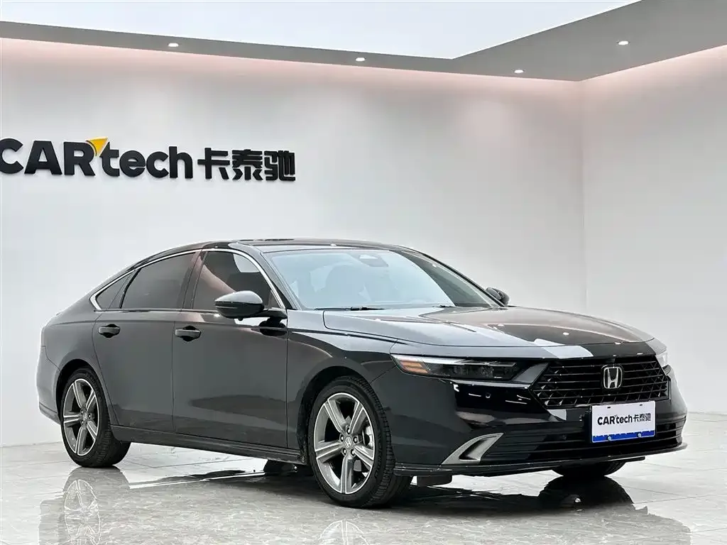 Honda Accord — фото 6