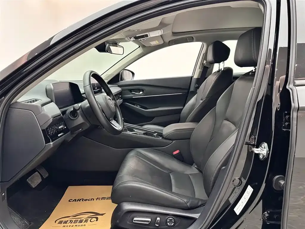 Honda Accord — фото 5