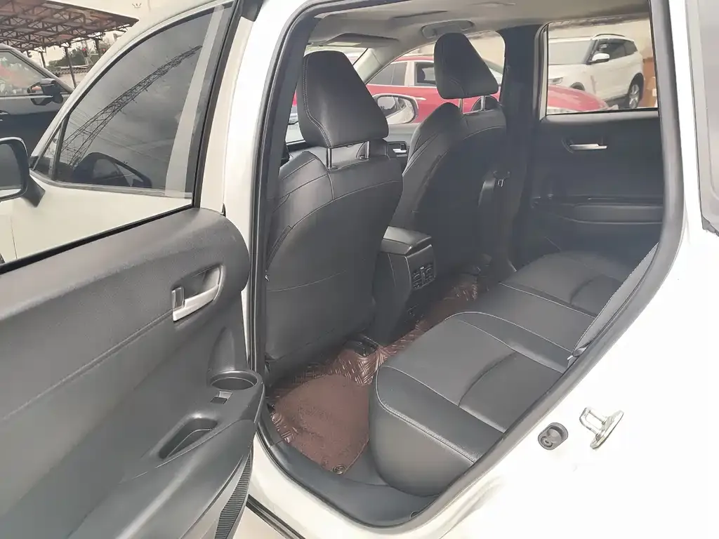 Toyota Frontlander 2022 из CN, фото 2