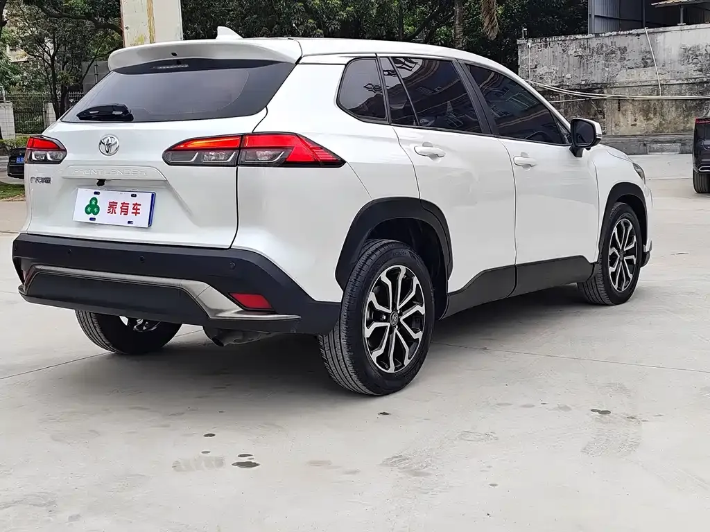 Toyota Frontlander 2022 из CN, фото 9