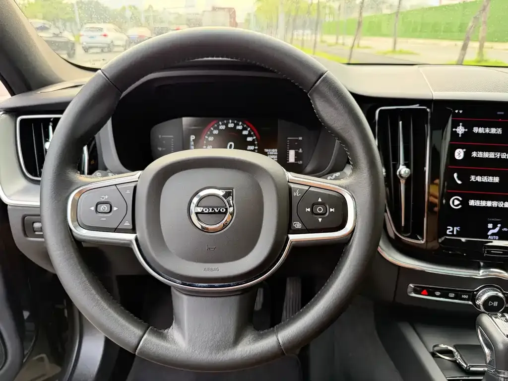 Volvo XC60 2021 из CN, фото 5