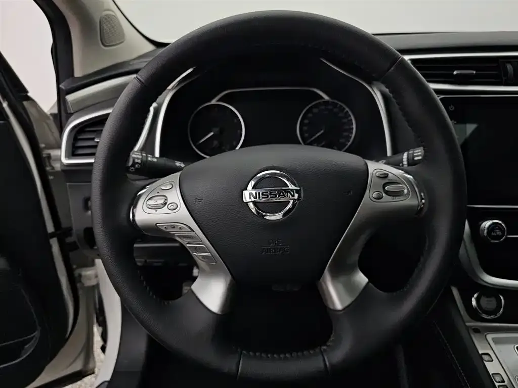 Nissan Murano 2023 из CN, фото 2