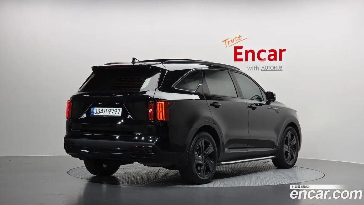 Kia Sorento — фото 8