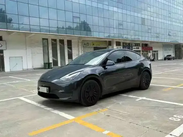 Tesla Model Y 2023 из CN, фото 1