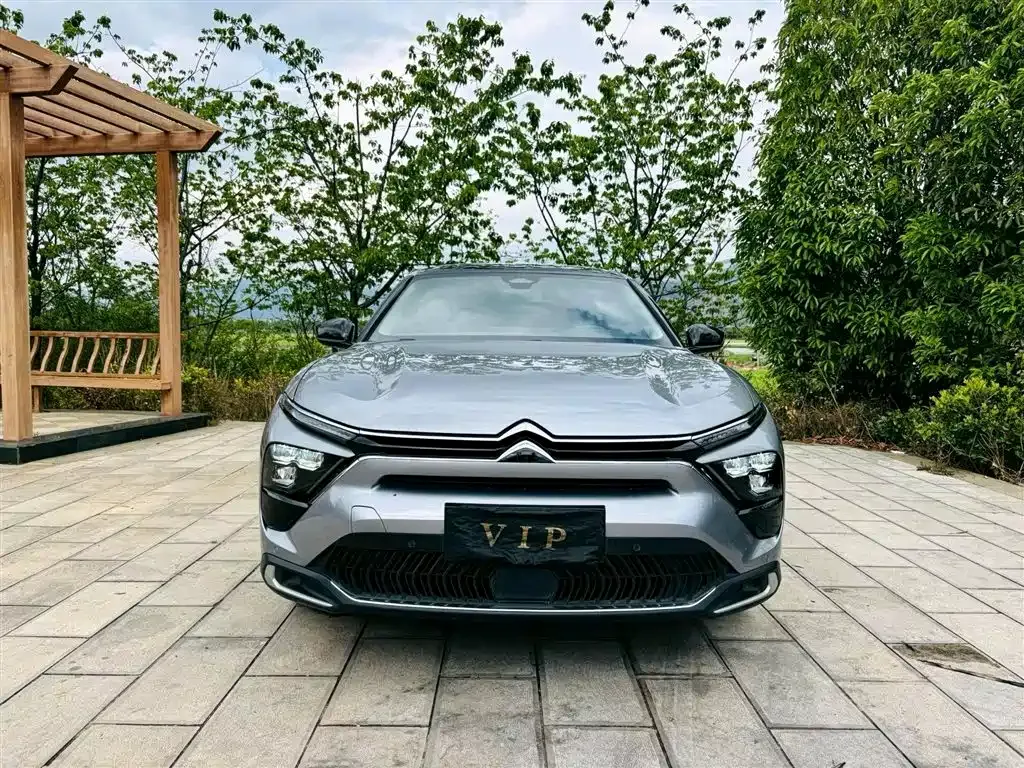 Citroen C5 X 2023 из CN, фото 4