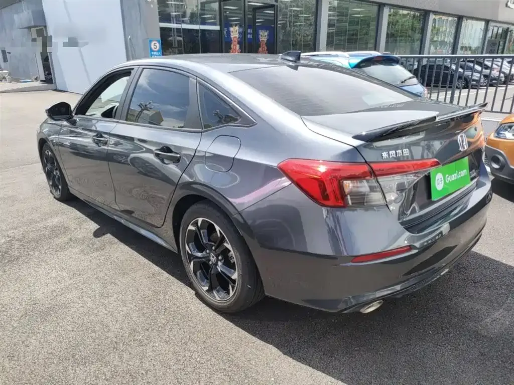Honda Civic — фото 8