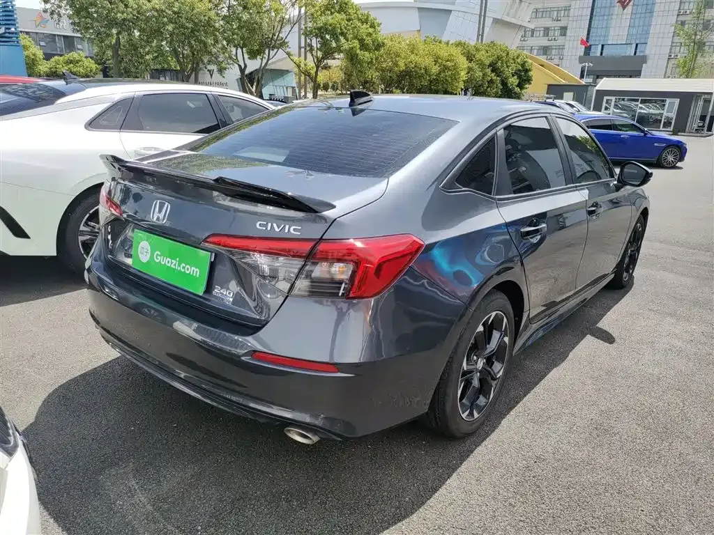 Honda Civic — фото 5