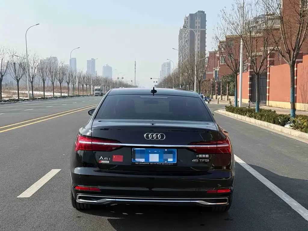 Audi A6L 2024 из CN, фото 3