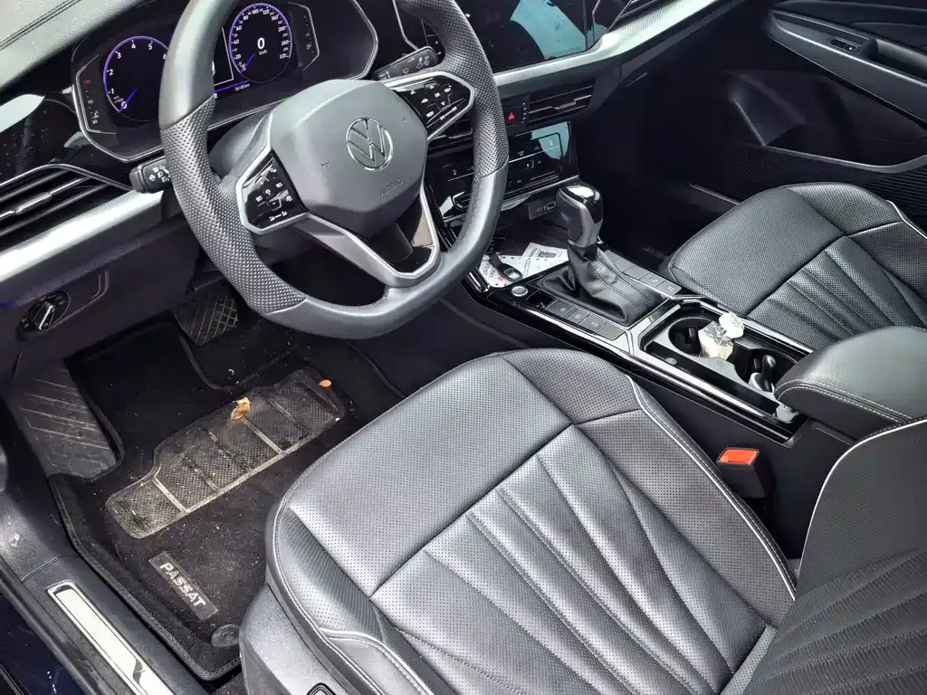 Volkswagen Passat — фото 5