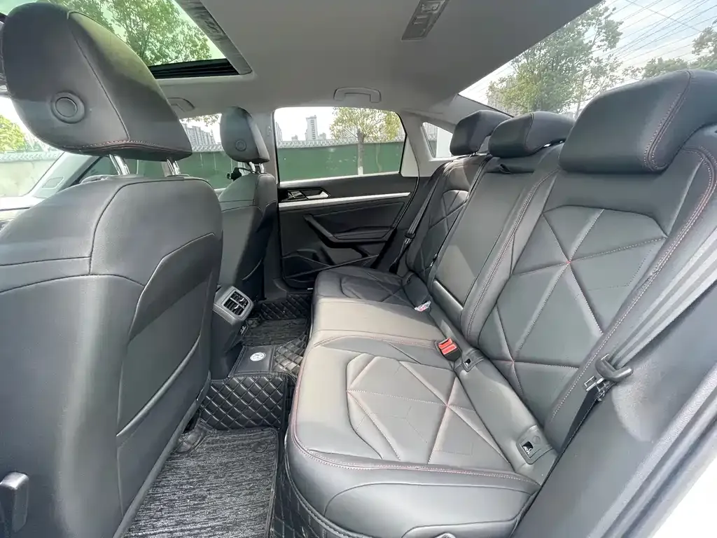 Volkswagen Lavida 2025 из CN, фото 3