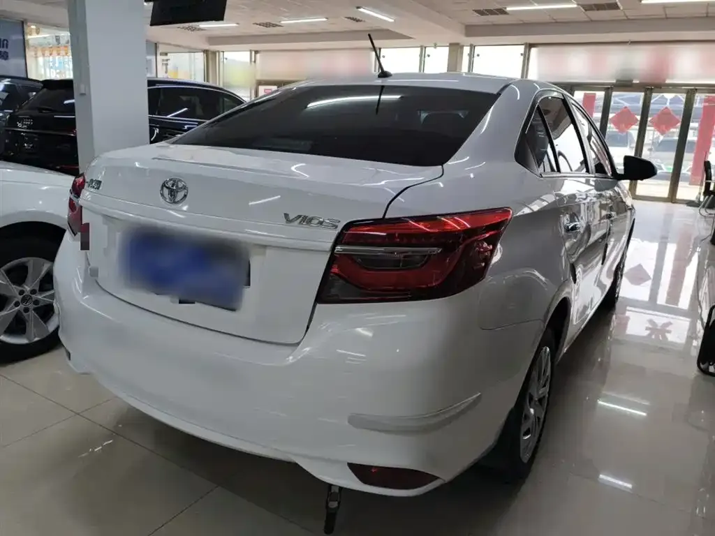 Toyota Vios 2023 из CN, фото 8