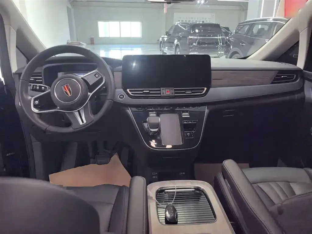 Hongqi HQ9 PHEV 2024 из CN, фото 2