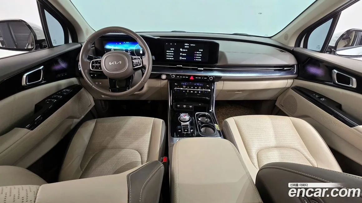 Kia Carnival — фото 8